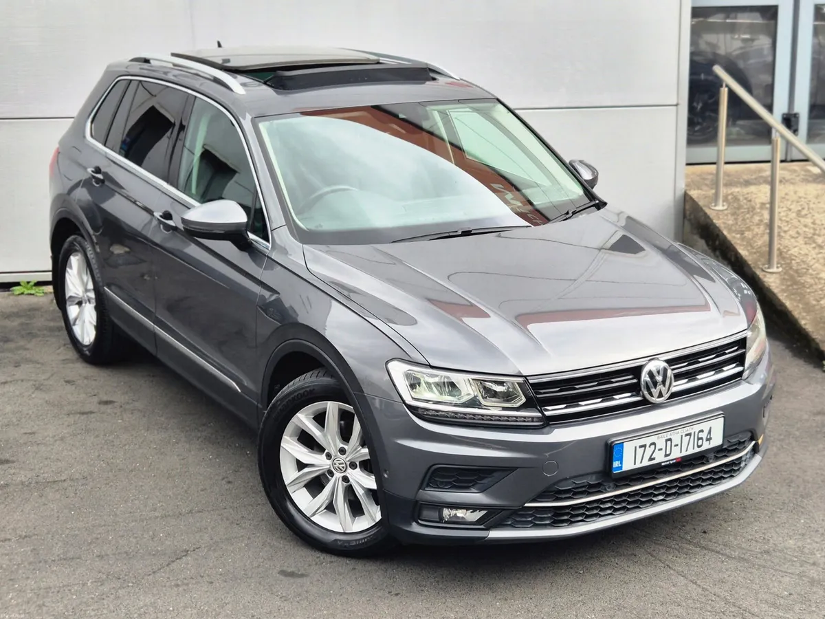 2017 VW Tiguan 2.0 Diesel High Line Auto, Sunroof - Image 3