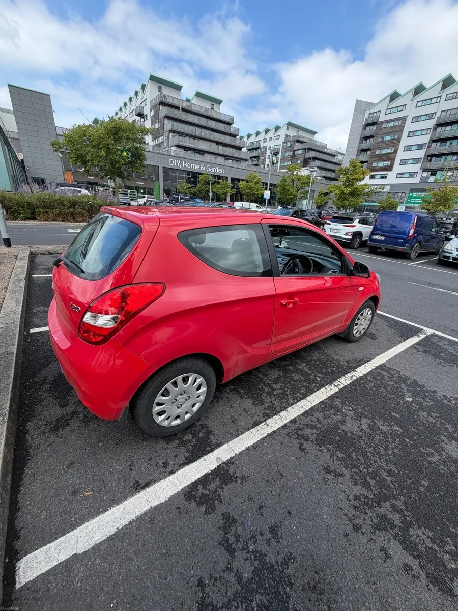 Hyundai i20 2011 - Image 6