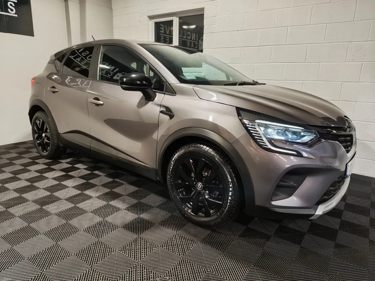 Renault Captur 2022 1.0 PETROL ICONIC SPEC EXTRAS - Image 6