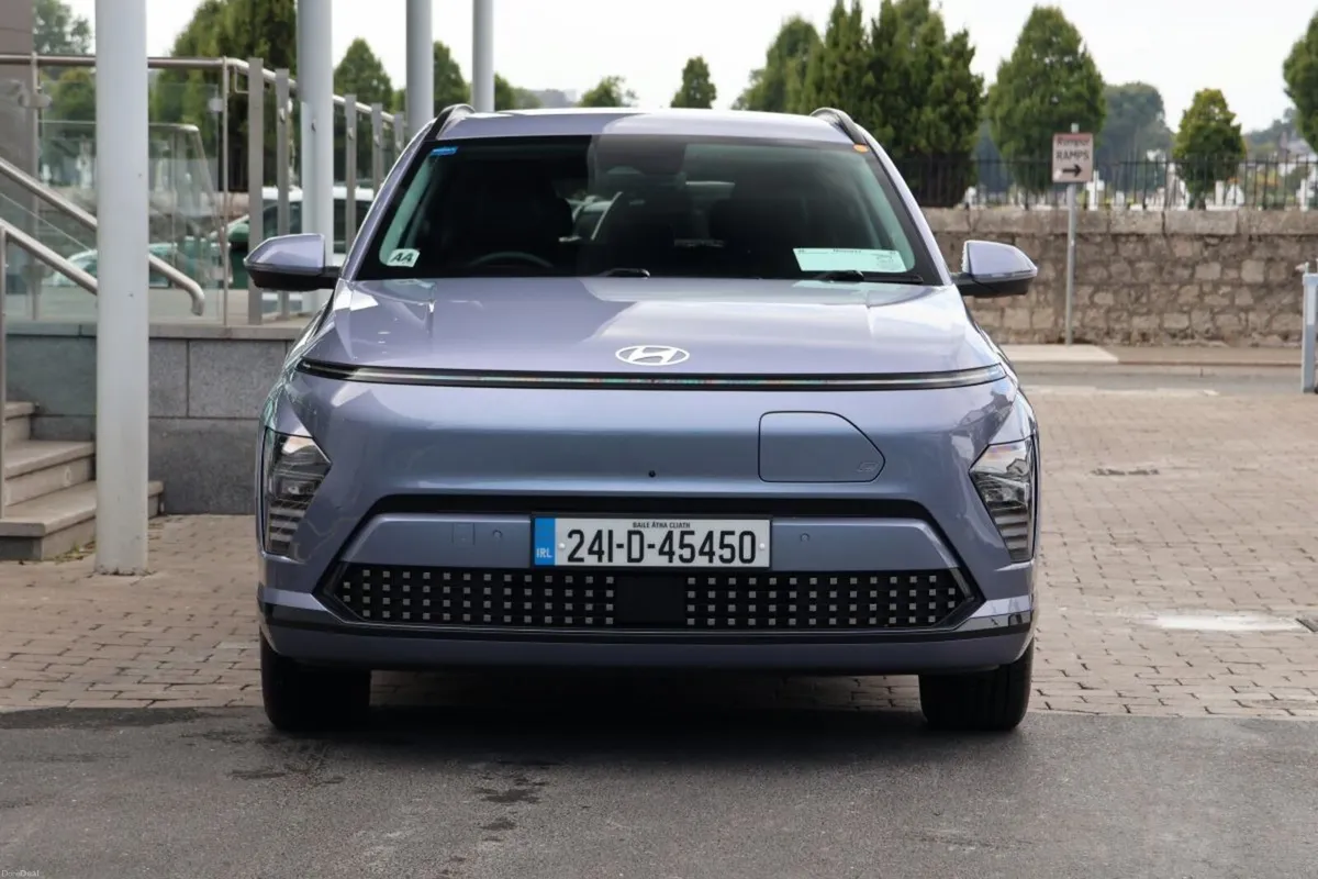 Hyundai KONA Kona EV Platinum 65kWh - Image 3