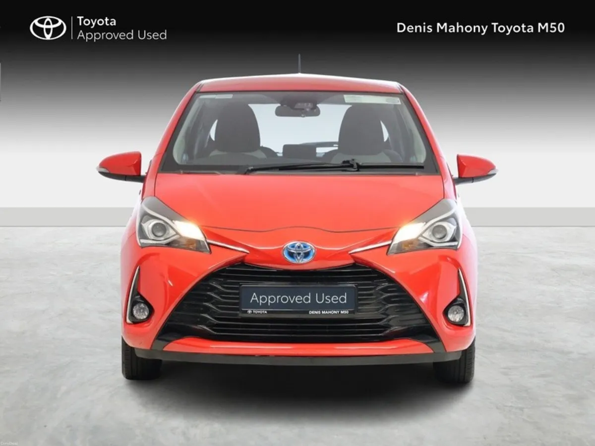 Toyota Yaris Luna Hybrid - Image 5