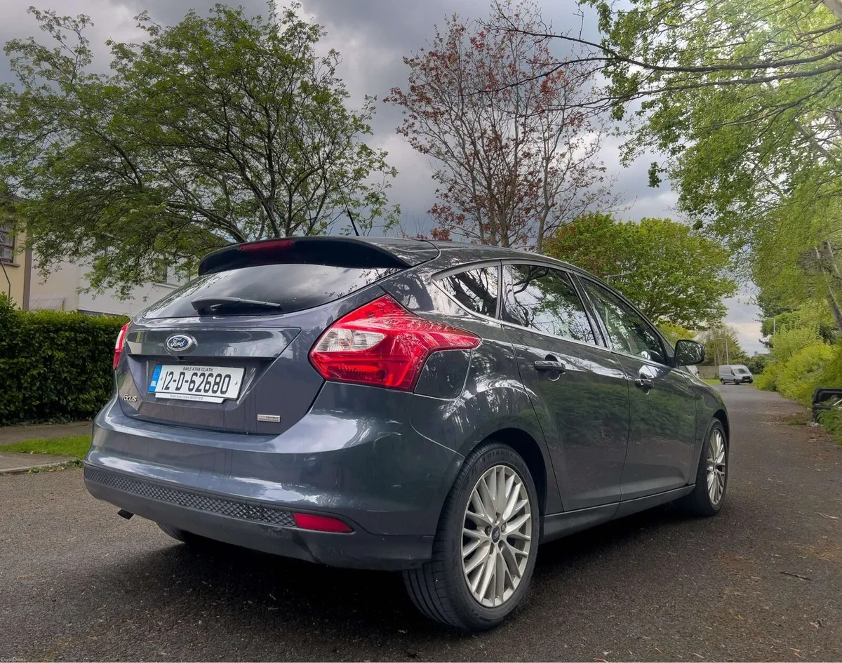Ford Focus 2012 - Image 1