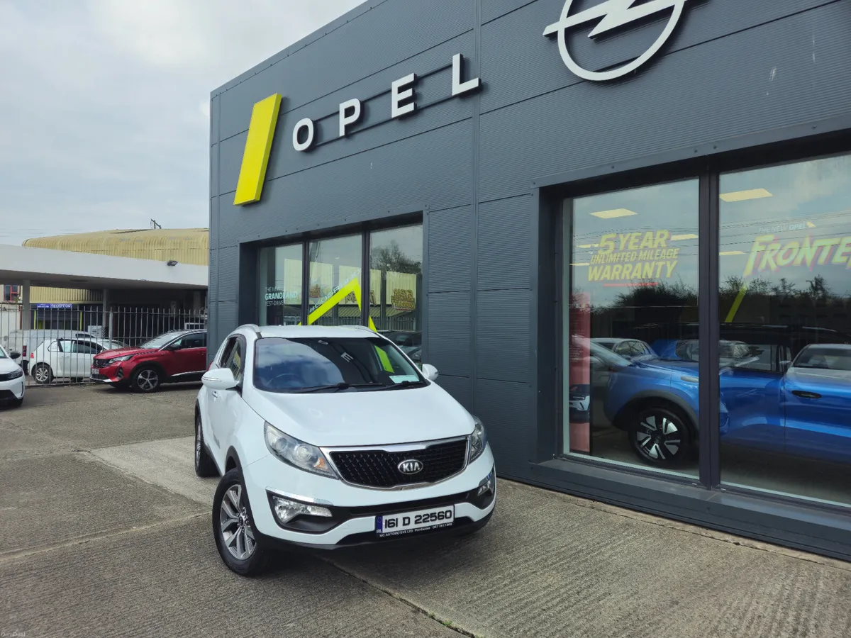 Kia Sportage 1.7 D PLATINUM 2WD - Image 2