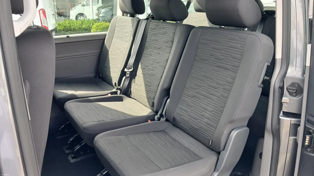 2021 VW SHUTTLE 8 SEAT,AUTO SWB IMMACULATE/ RARE - Image 5