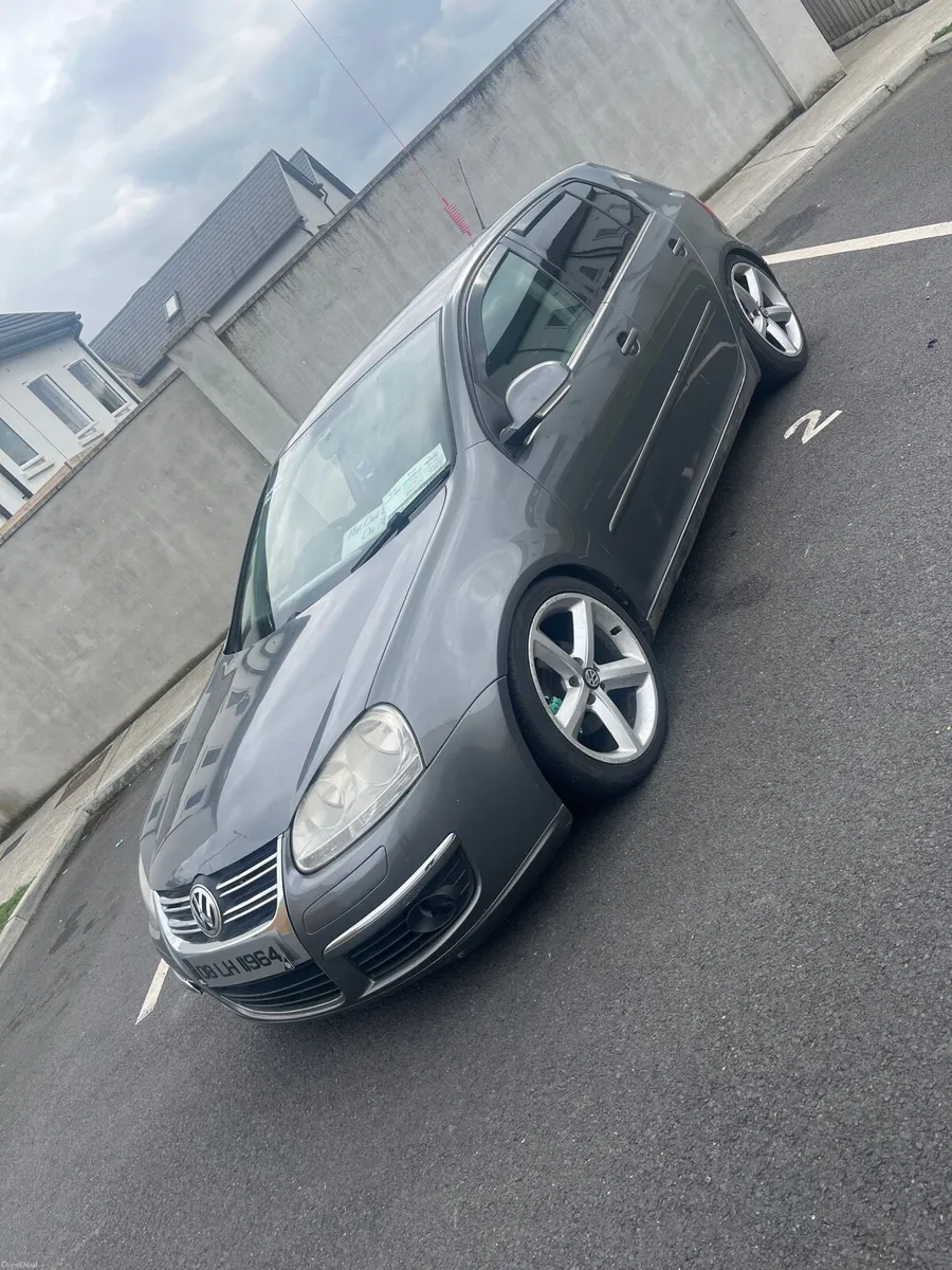 Volkswagen Golf - Image 2