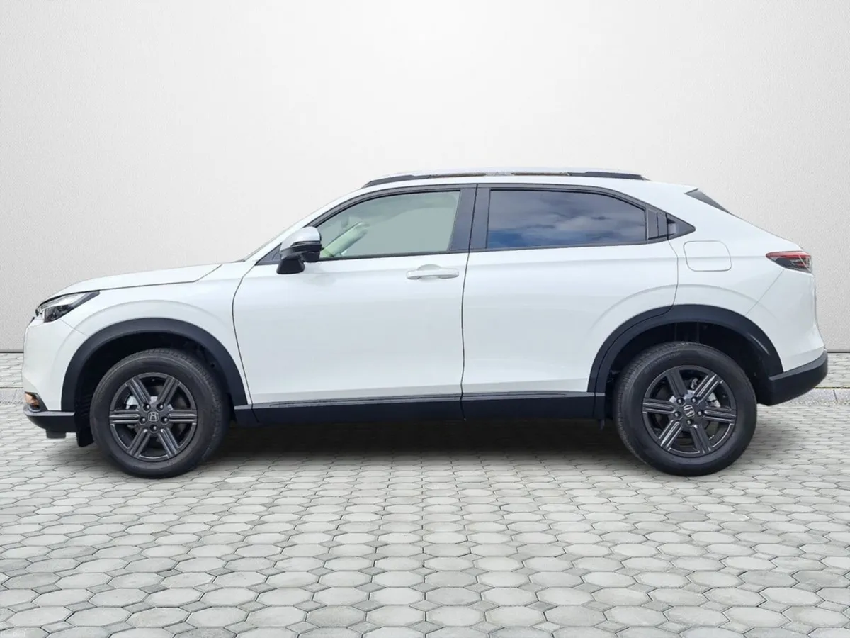 Honda Vezel HYBRID X HUNT PACKAGE - Image 5