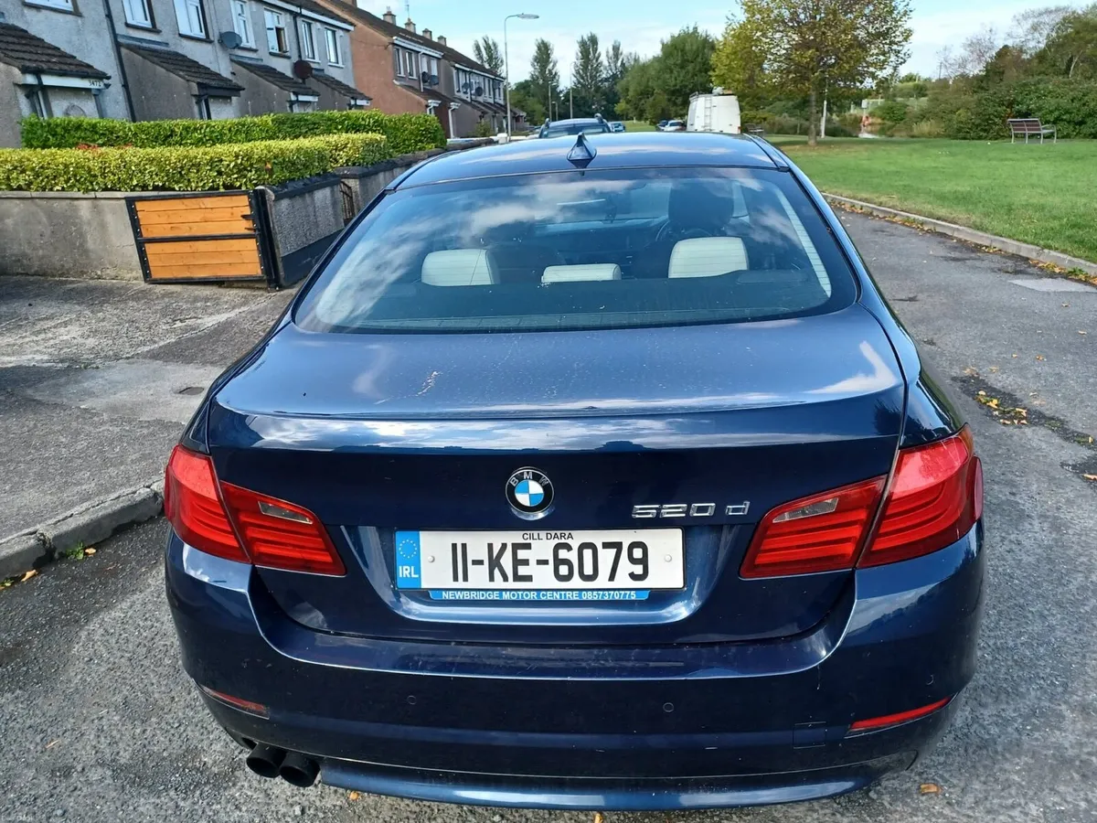 BMW 5 Series - Image 3