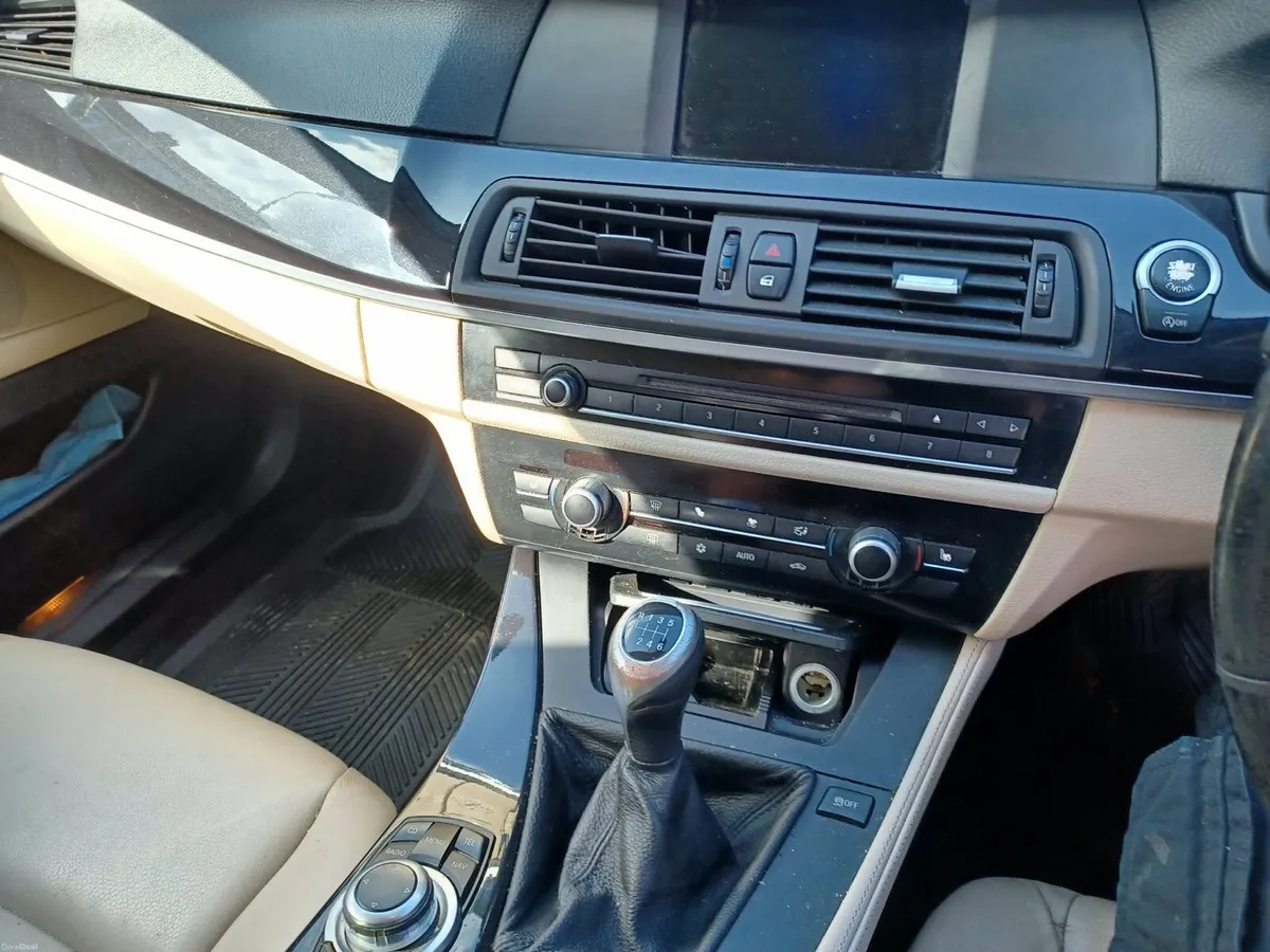 BMW 5 Series - Image 5