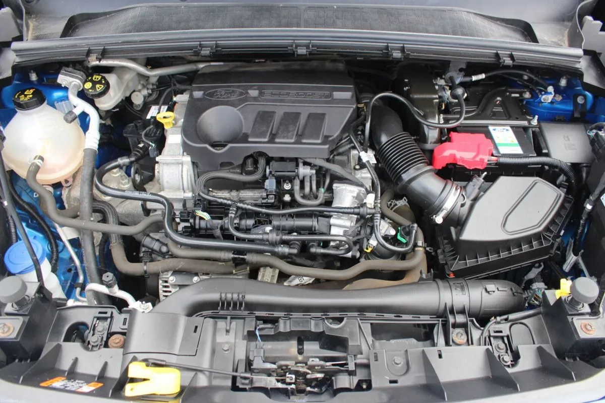 Ford Puma 1.0L EcoBoost Hybrid 125PS ST-Line Vigna - Image 6