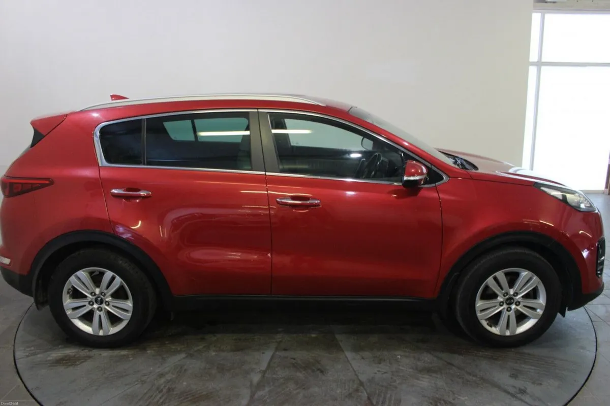 Kia Sportage 1.7 PLATINUM - TENDER 42 - Image 2