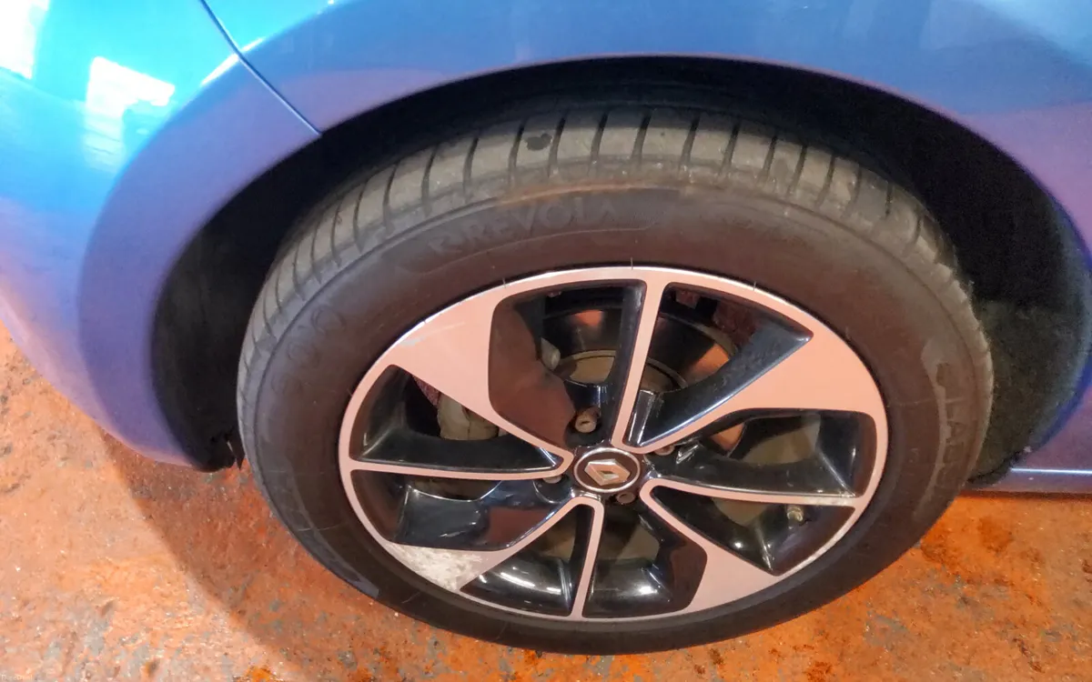Renault Zoe 2017 - Image 4