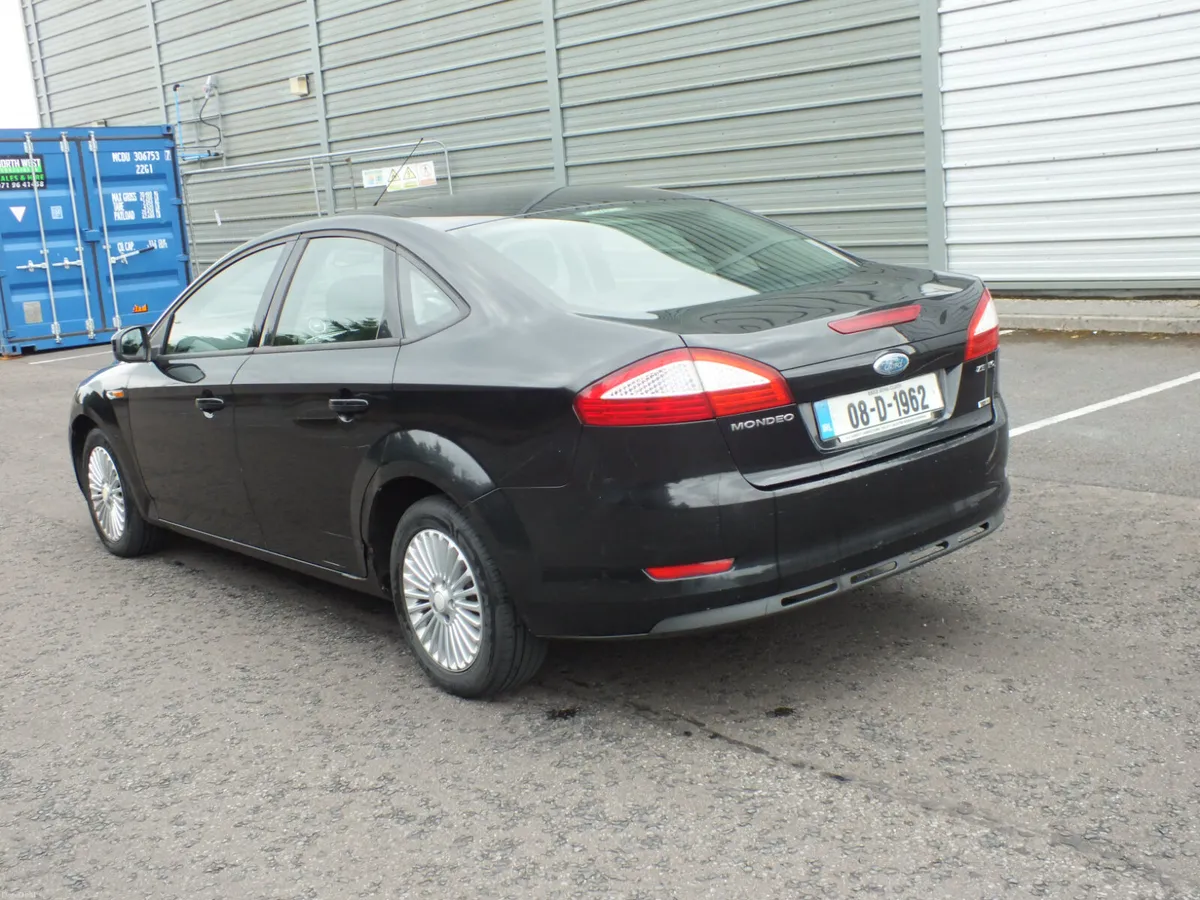 Ford Galaxy 2008 - Image 2