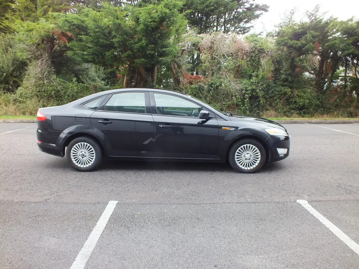 Ford Galaxy 2008 - Image 1