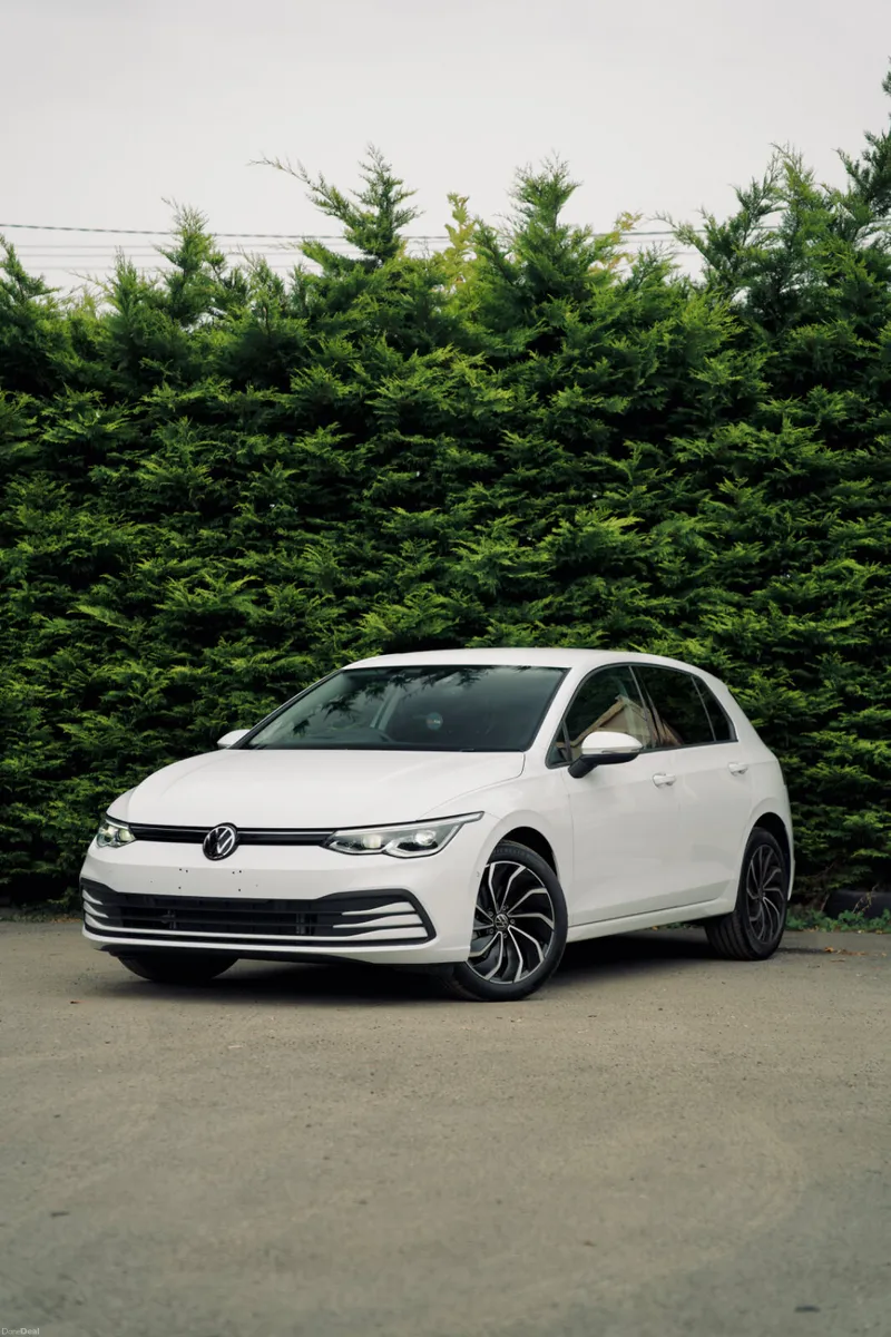 Volkswagen Golf Active Advance 2023|Premium Hatchb - Image 1