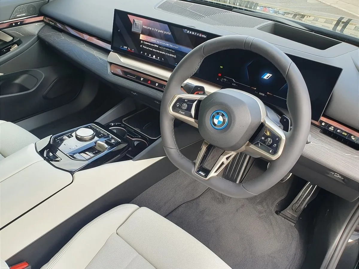 BMW 5-Series 530e M Sport Pro Saloon - Image 6