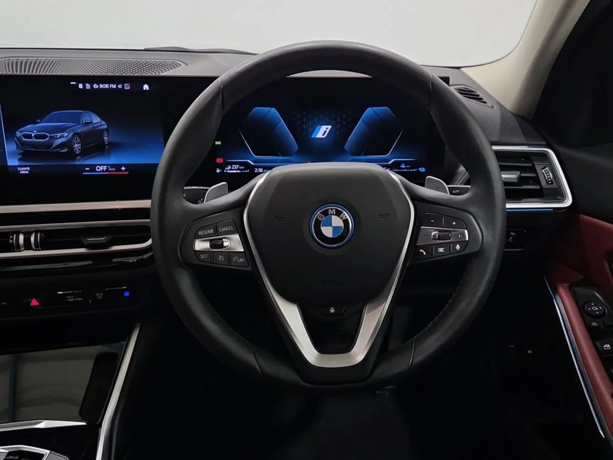 BMW 3-Series 330e Sport Saloon - Image 5