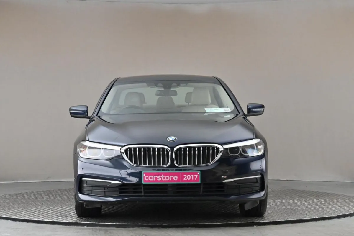 BMW 5-Series 520D SE JC32 **FULL BEIGE LEATHER** - Image 2