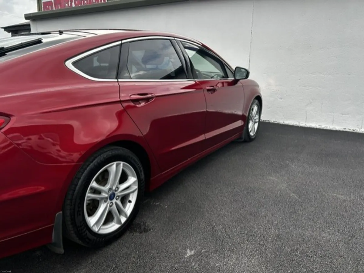 2017 Ford Mondeo TITANIUM 1.5 TD 120PS 6SPEED 4DR - Image 5