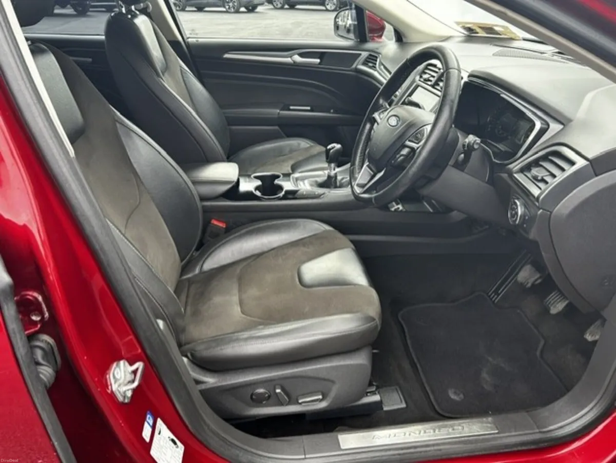 2017 Ford Mondeo TITANIUM 1.5 TD 120PS 6SPEED 4DR - Image 6