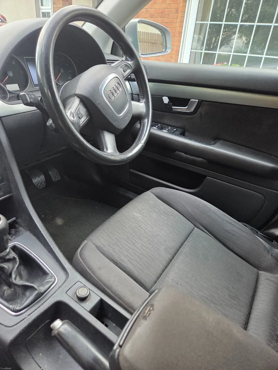 Audi A4 2005 - Image 5