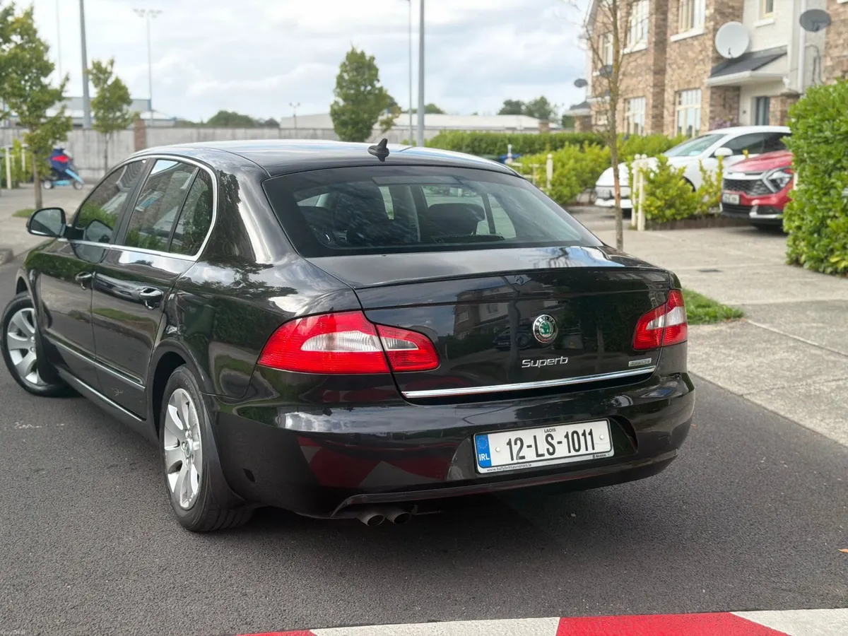 HIGH SPEC, 1 OWNER 🚗 2012 Skoda Superb 1.6tdi - Image 4