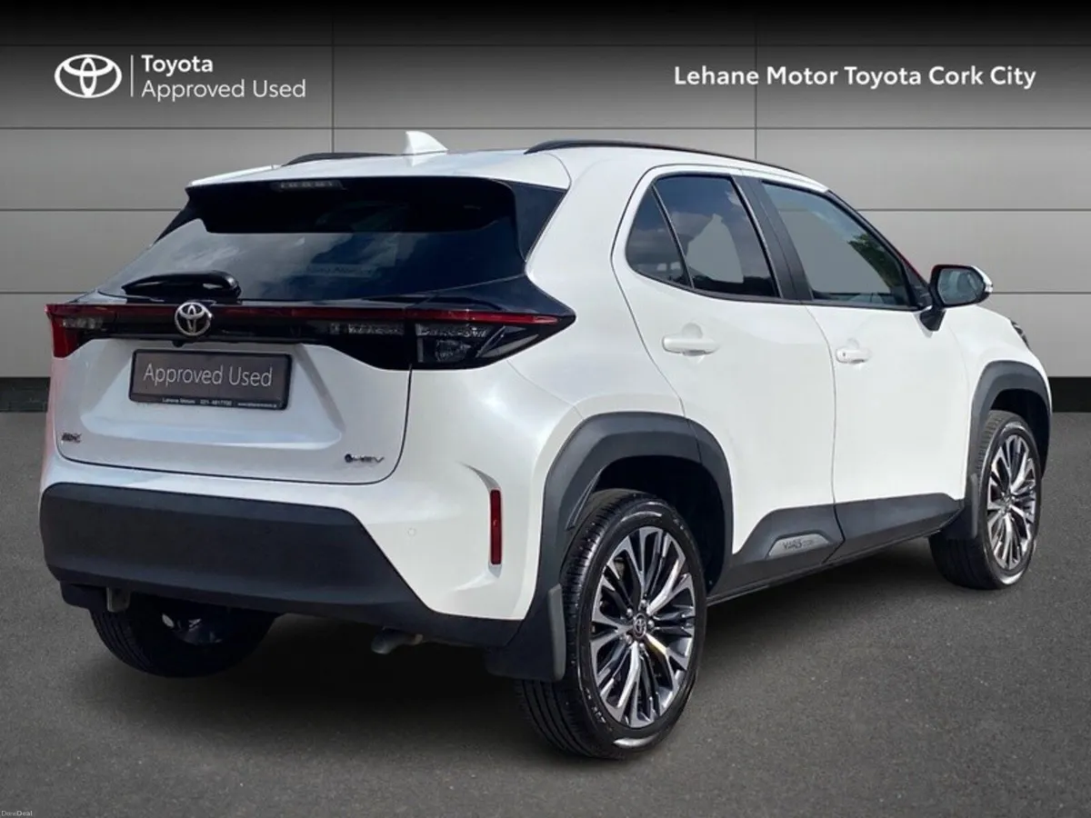 Toyota Yaris Cross SOL - Image 2