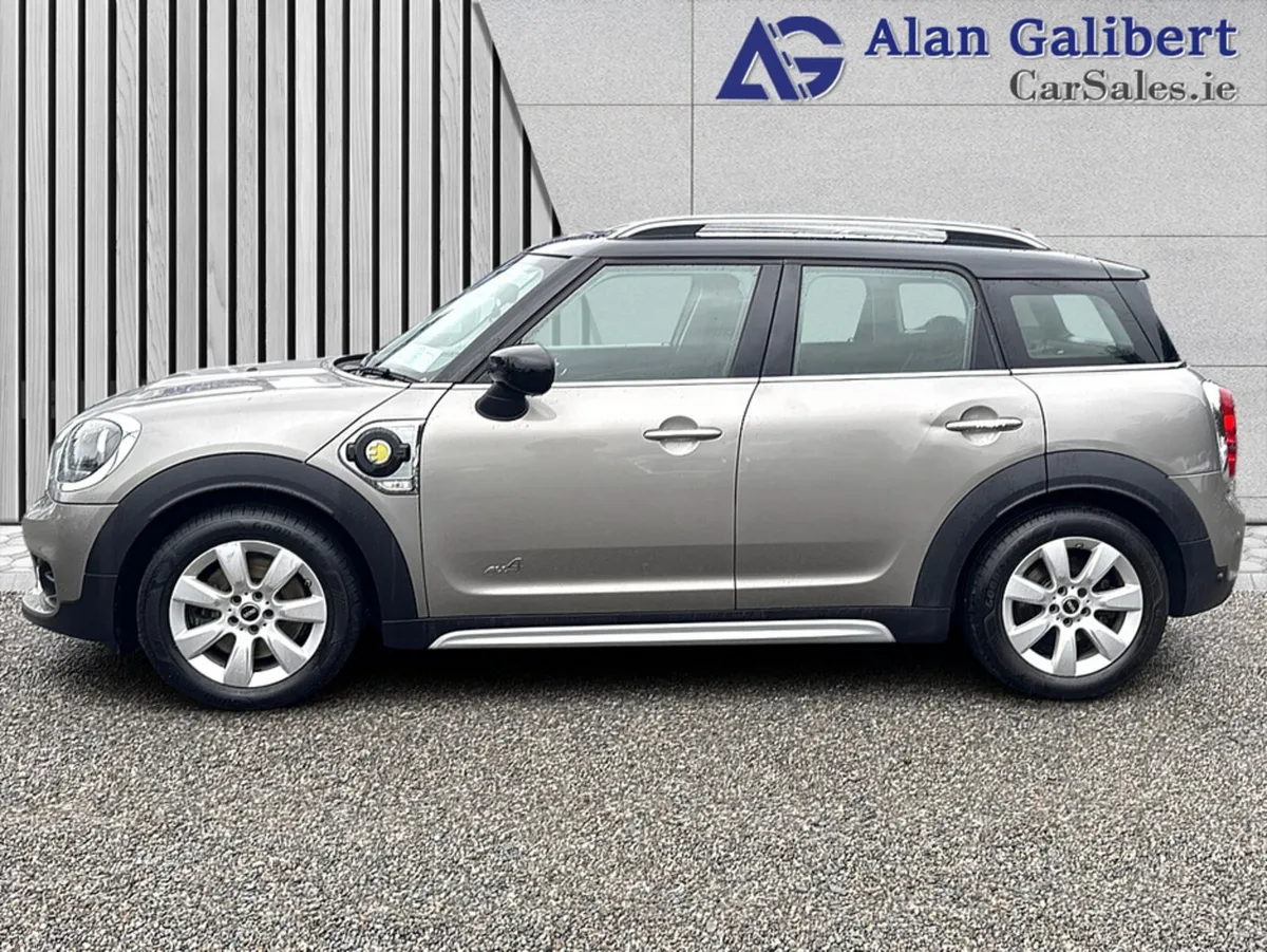 Mini Countryman PLUG IN HYBRID ALL4 COOPER - Image 5
