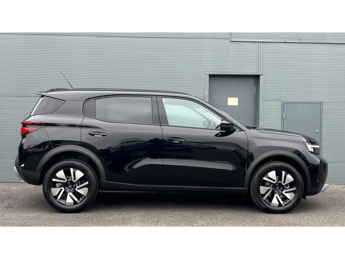 Opel Frontera *  7 Seater * HYBRID GS 1.2 136BHP - Image 3