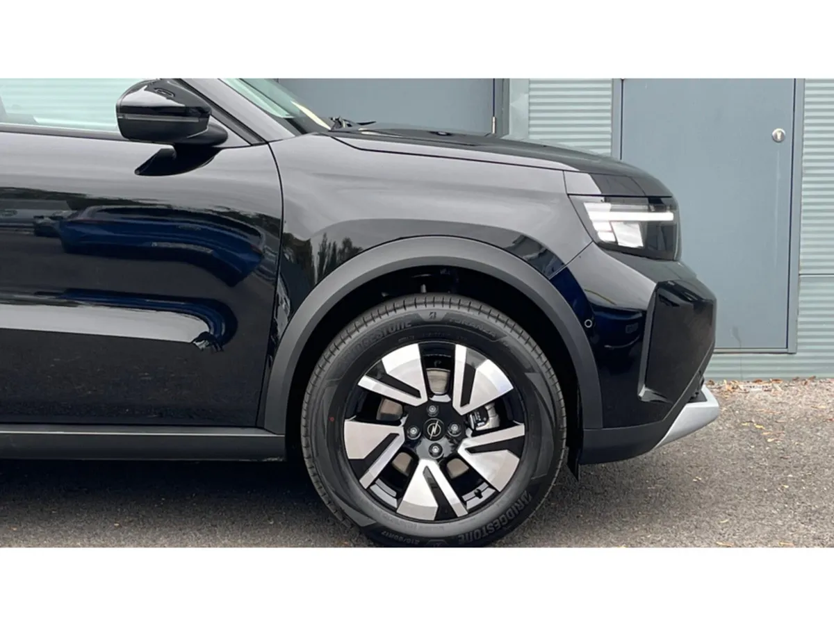 Opel Frontera *  7 Seater * HYBRID GS 1.2 136BHP - Image 5