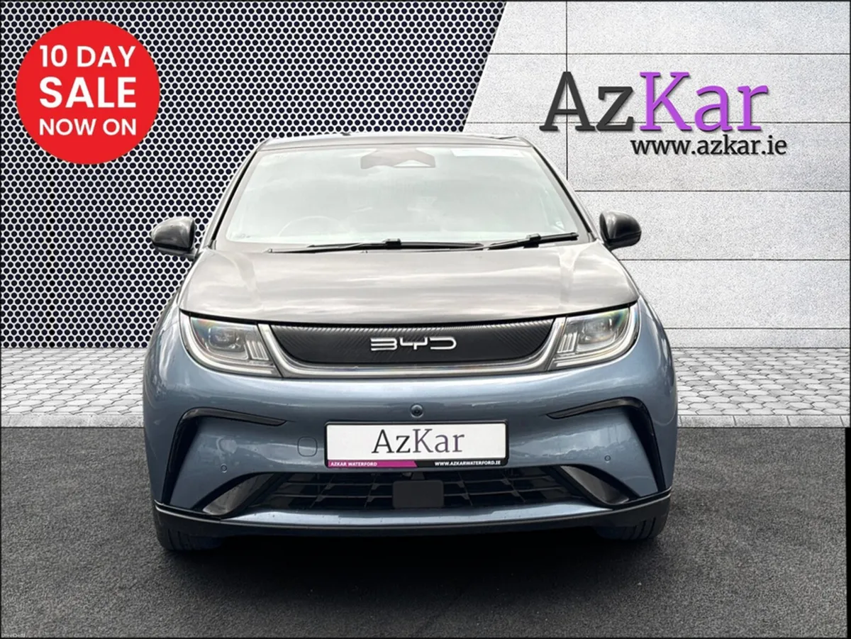 BYD DOLPHIN 2024 DESIGN EV 60.48 KWH -LONG RANGE B - Image 2