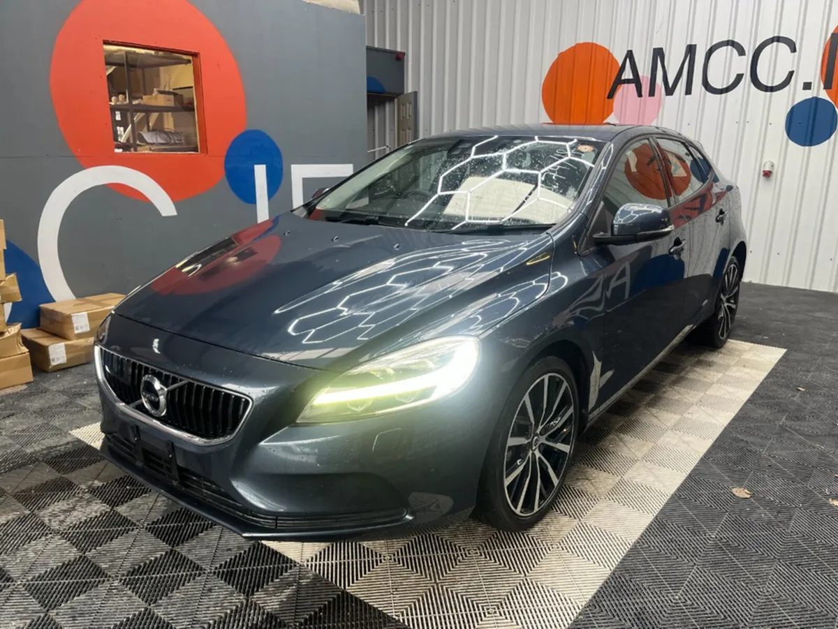 Volvo V40 2018 VOLVO V40 D4 DYNAMIC EDITION 2.0 AU - Image 6