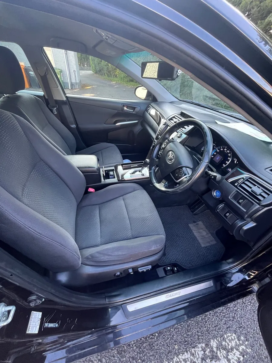 Toyota Camry - Image 6