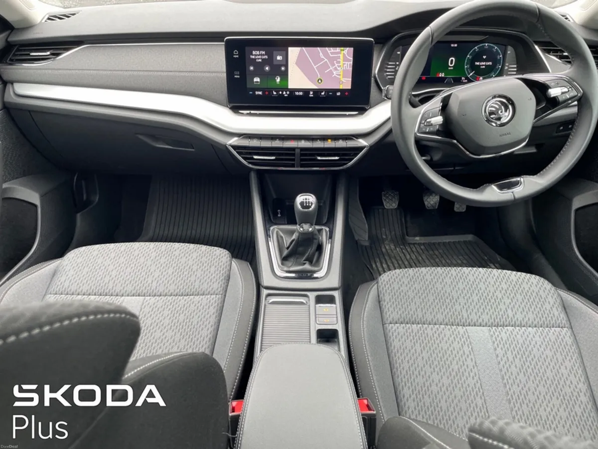 Skoda Octavia STYLE 2.0 TDI 115HP 5DR - Image 2