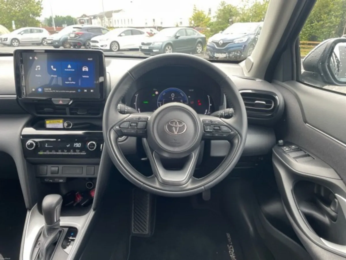 Toyota Yaris Cross - Luna - 1.5 Hybrid – Aut - Image 1