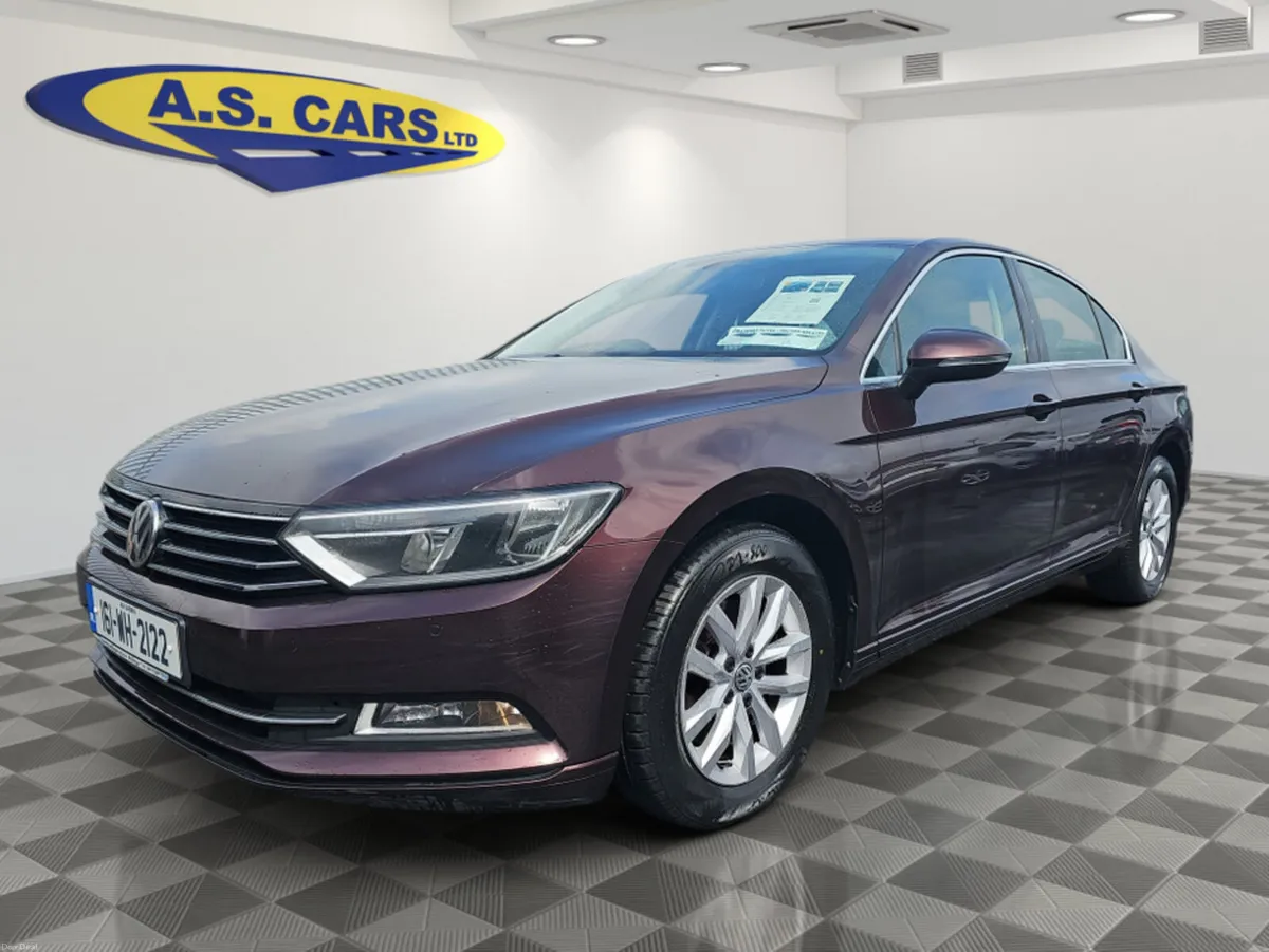 Volkswagen Passat COMFORT LINE ** IRISH CAR ** SUP - Image 1