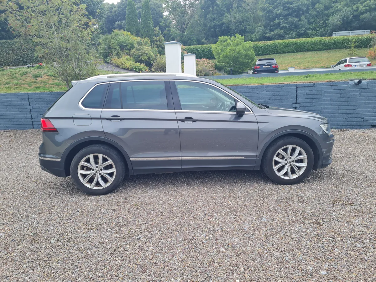 Volkswagen Tiguan 2017 4 wheel drive - Image 1