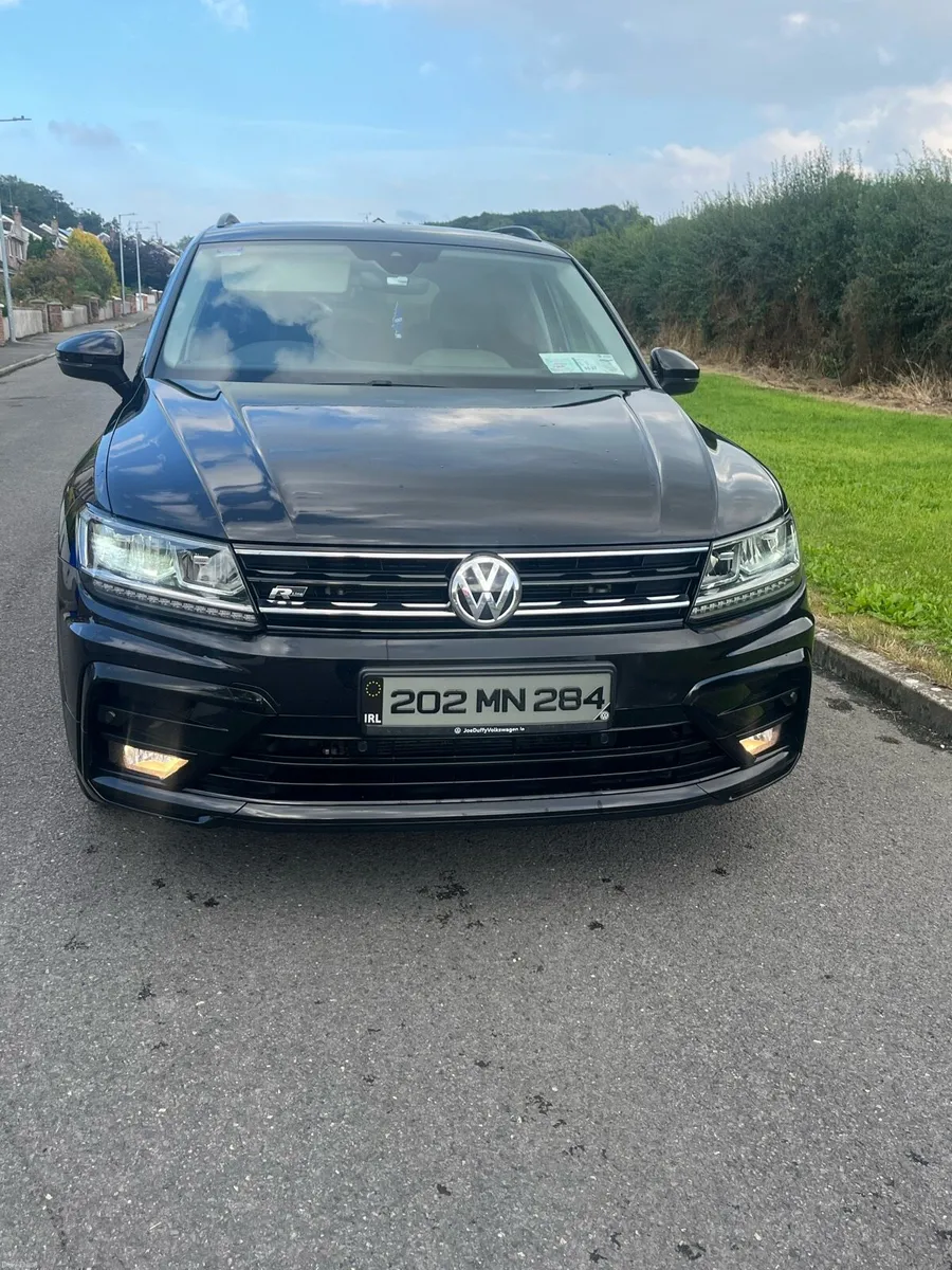 Volkswagen Tiguan R-line 2.0L 150HP - Image 2
