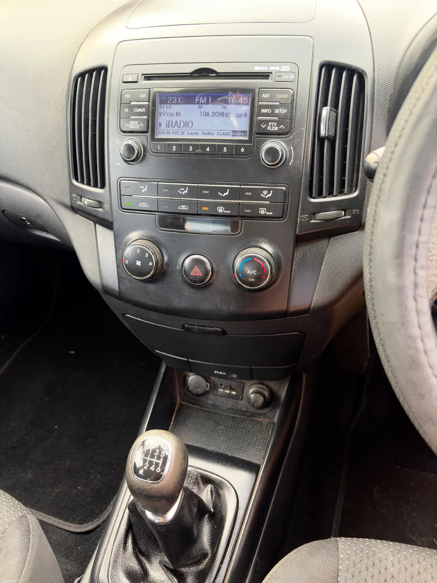 Hyundai i30 2011 1.6 CRDI new nct 9/27 - Image 4