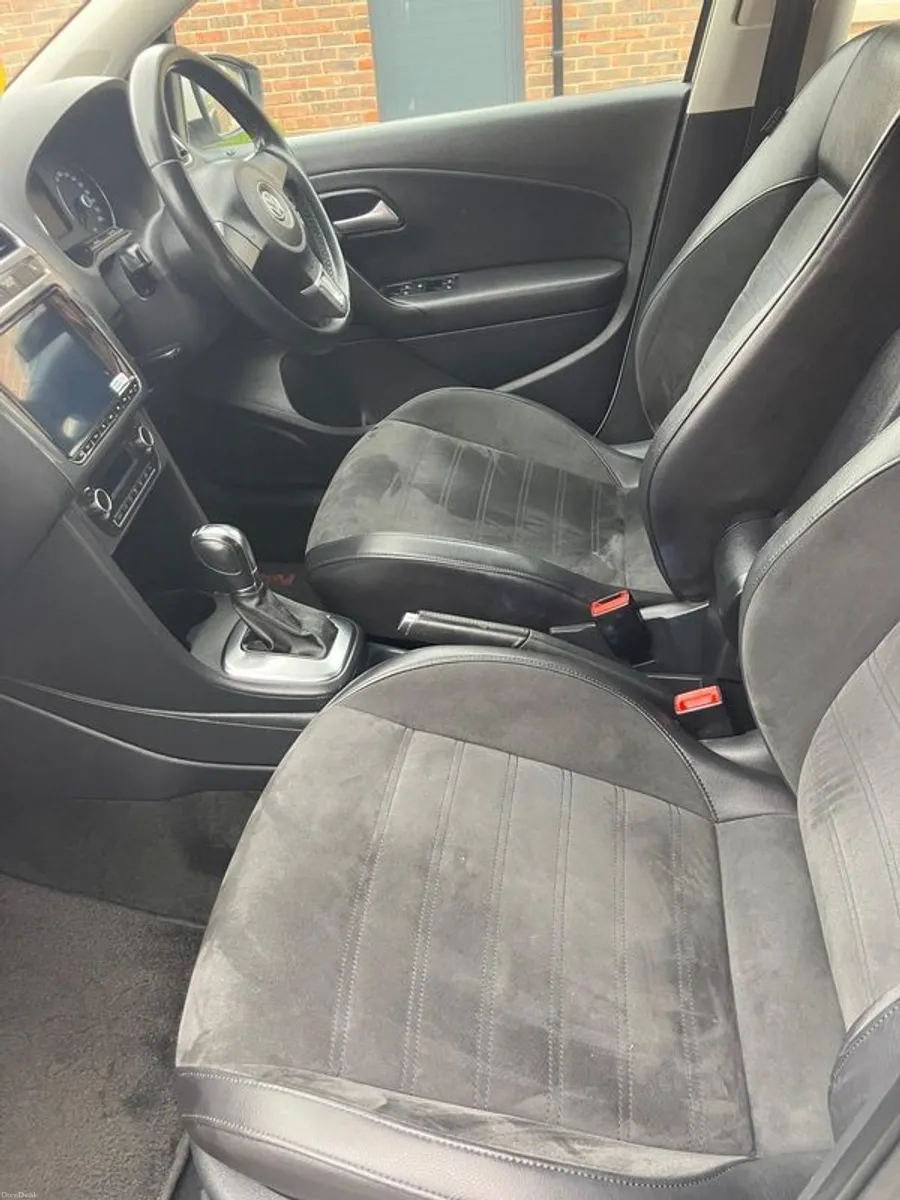 2014 Volkswagen Polo - Image 6