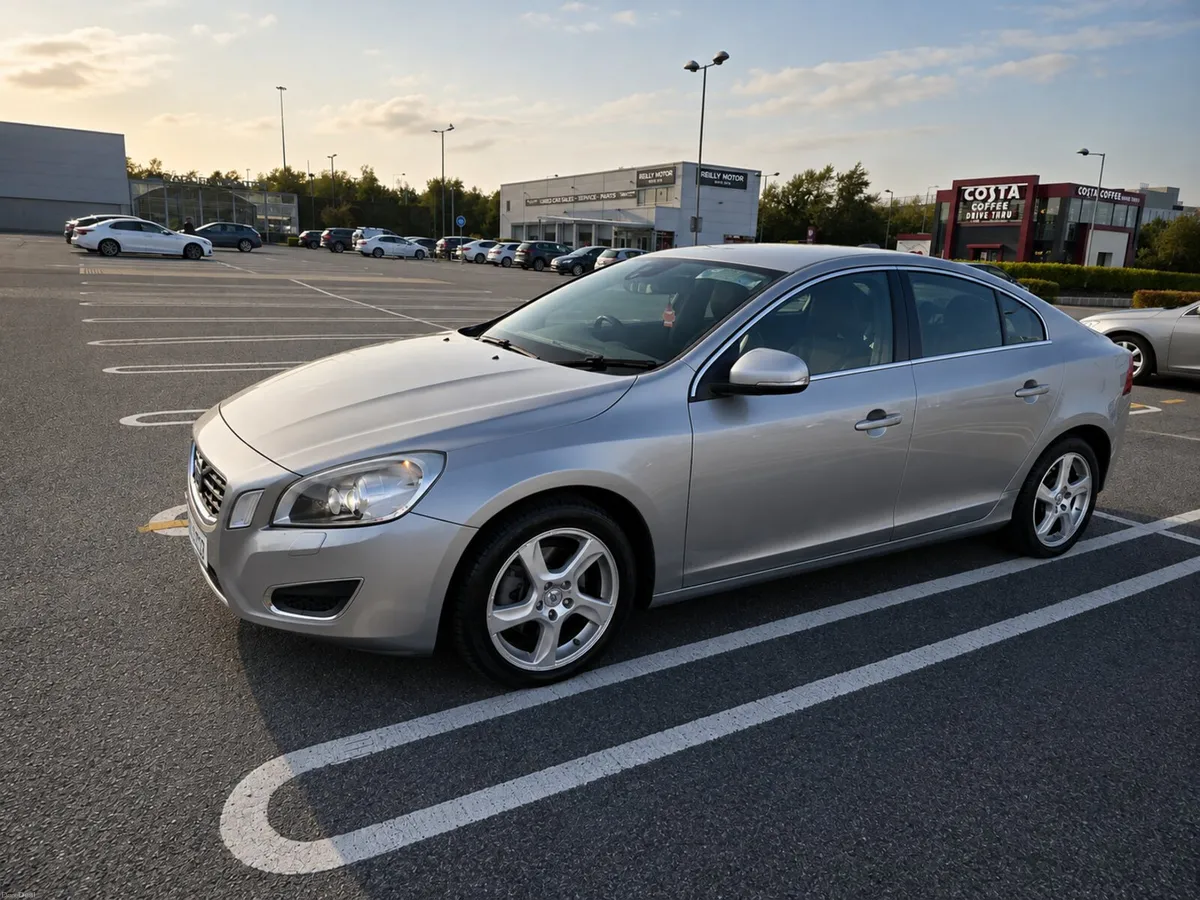 Volvo S60 2011 D3 5cylinder NCT (May 27)+TAX - Image 1