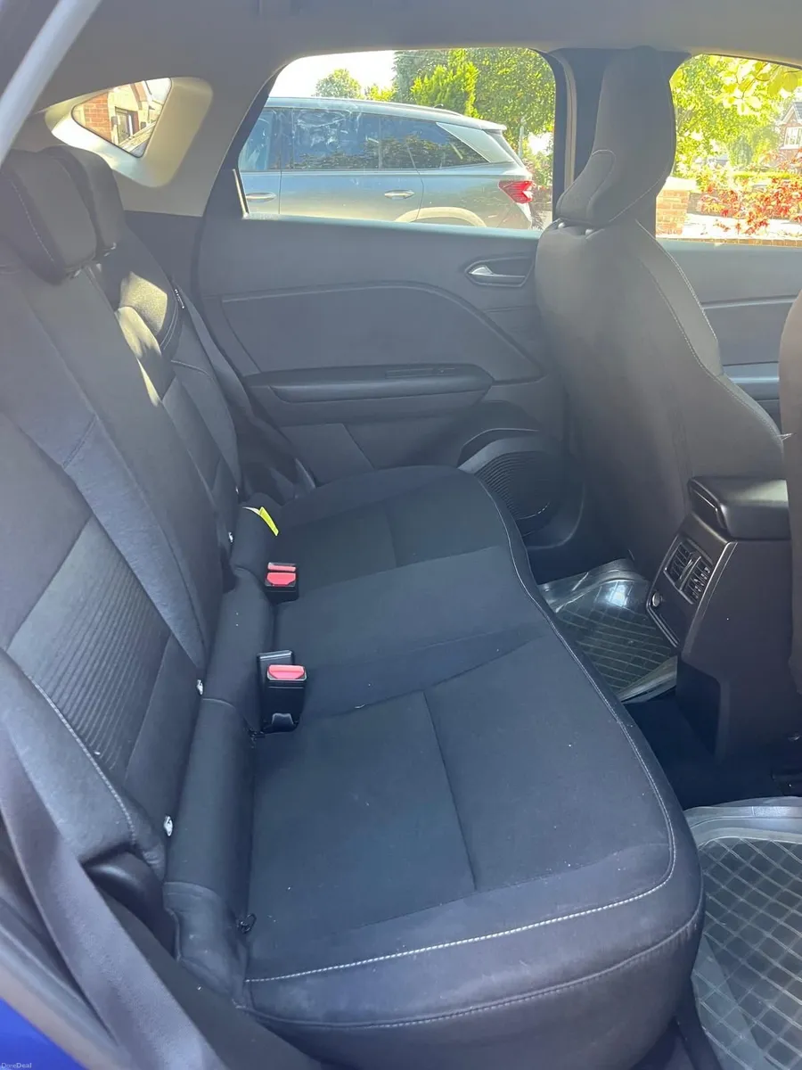 Renault Captur II Iconic 2021 - Image 3