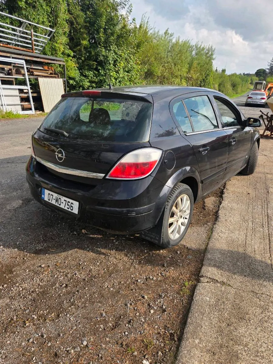 Opel Astra - Image 4