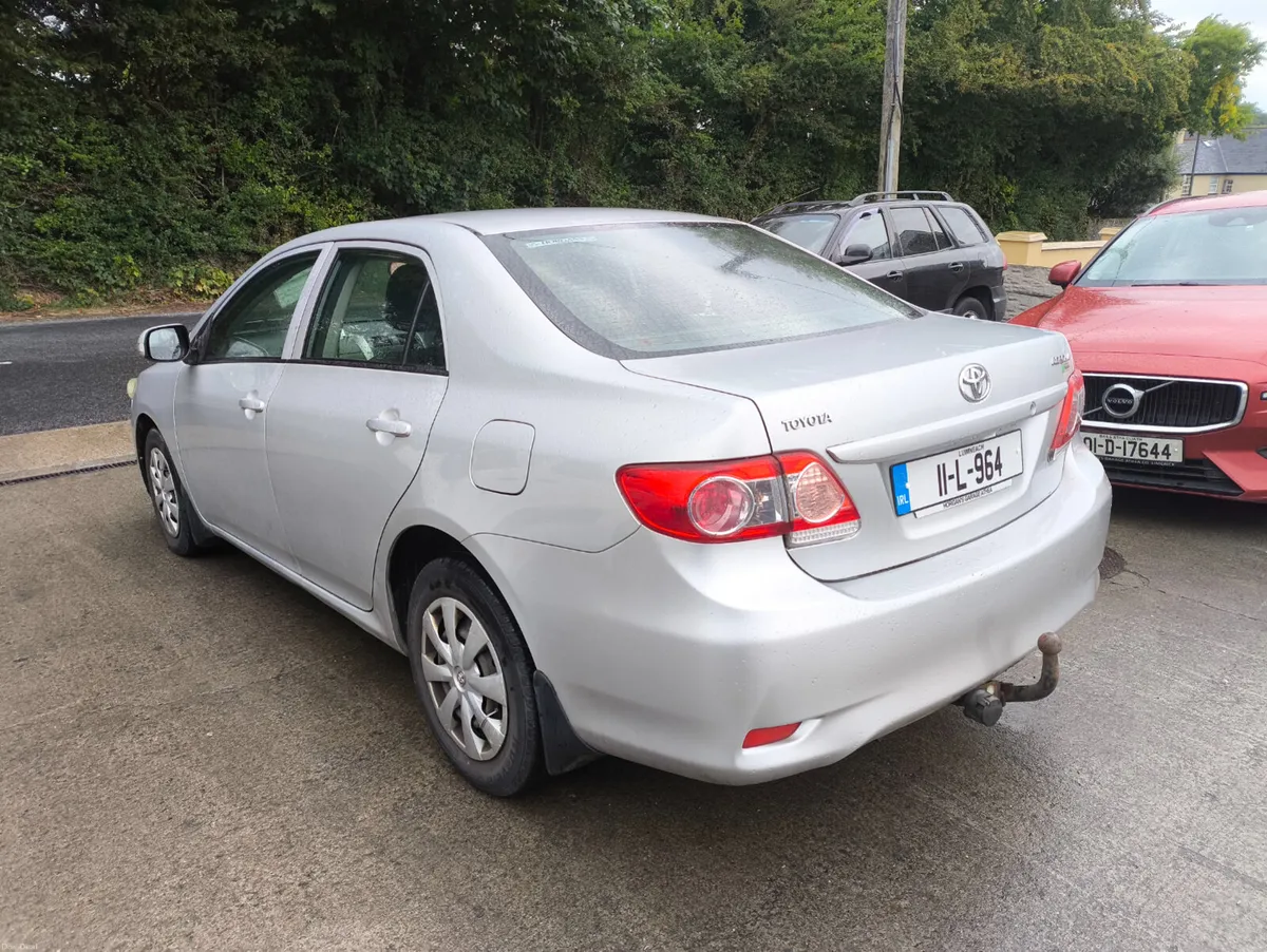 Toyota Corolla 2011 - Image 6
