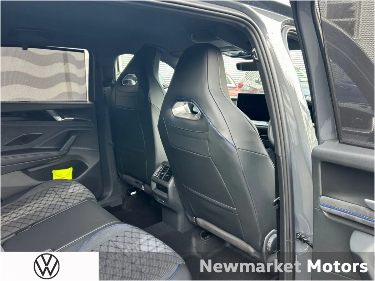 Volkswagen Tayron R-LINE SEVEN SEATER 75 1.5 PETRO - Image 4