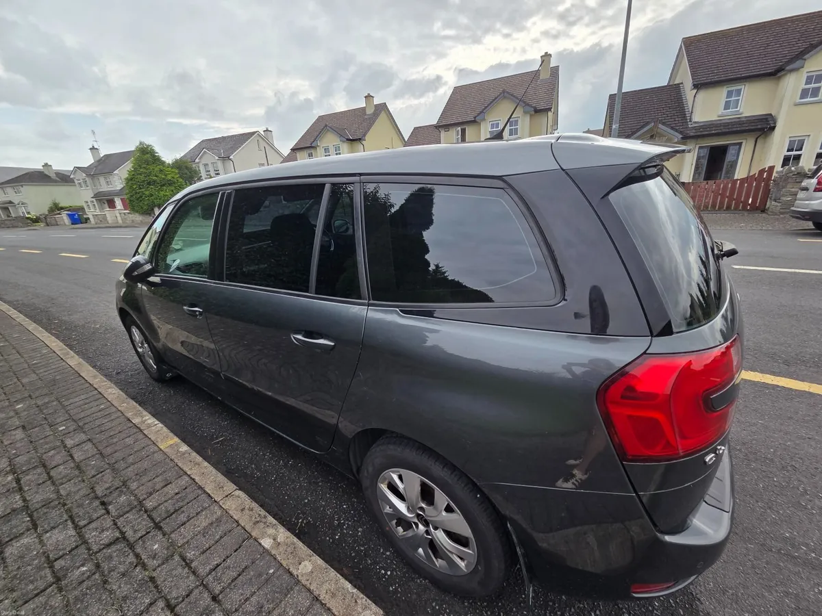 2015 Citroen C4  Grand Picasso 115 VTR+ - Image 4
