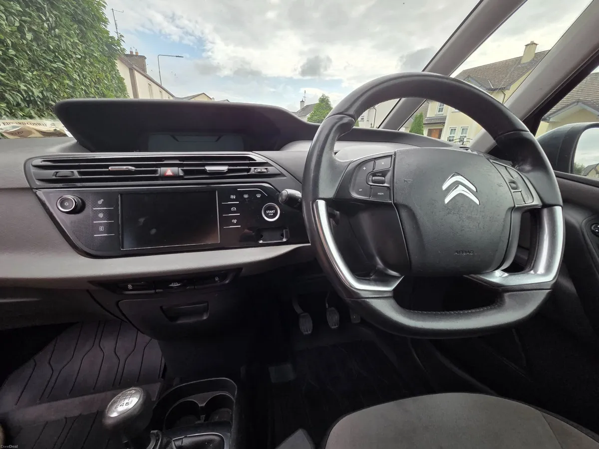 2015 Citroen C4  Grand Picasso 115 VTR+ - Image 6