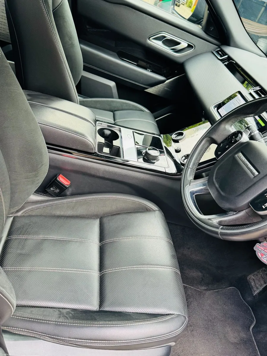 2019 MDL Range Rover Velar D300 Hse Auto 3 Litrs - Image 6