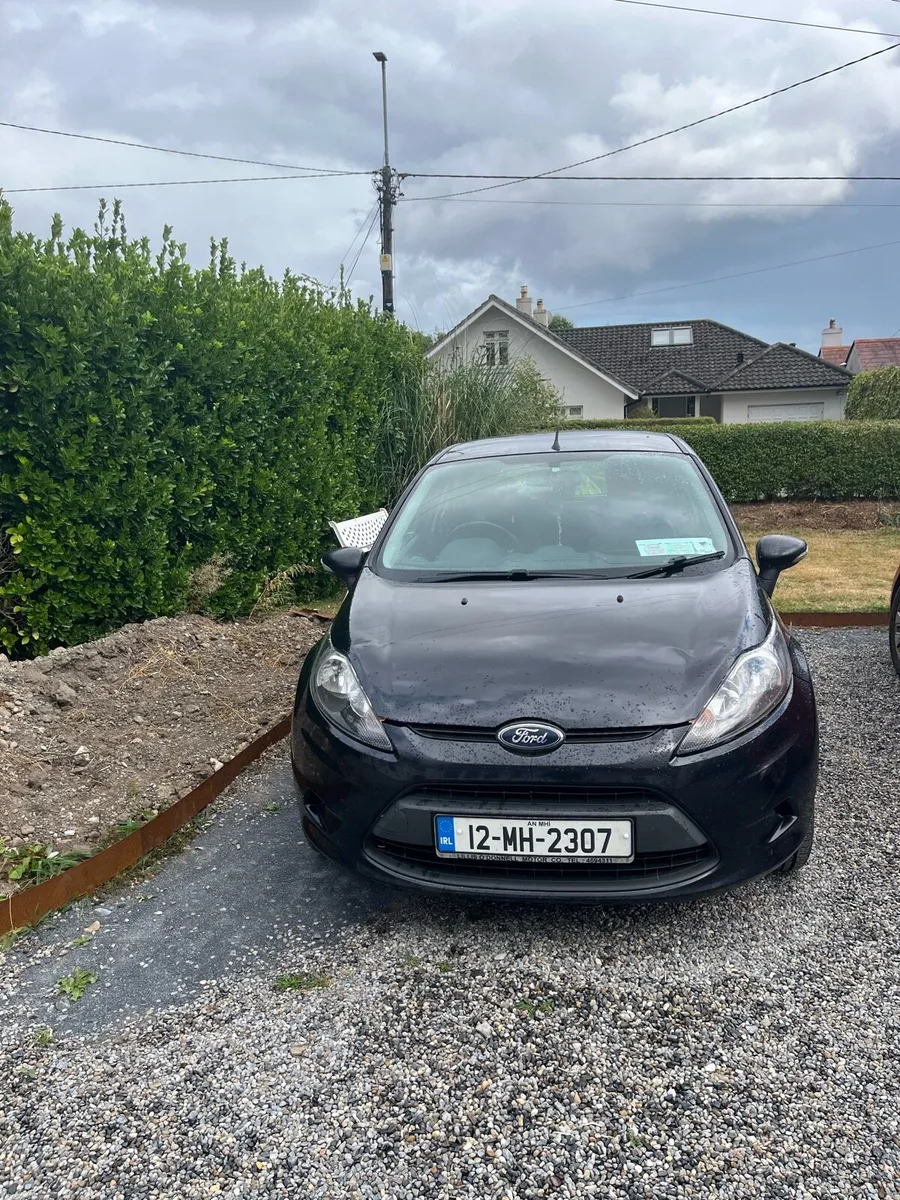 Ford Fiesta 2012 - Image 2