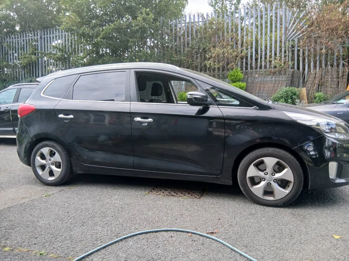 Kia diesel NCT 27 seven seater - Image 6
