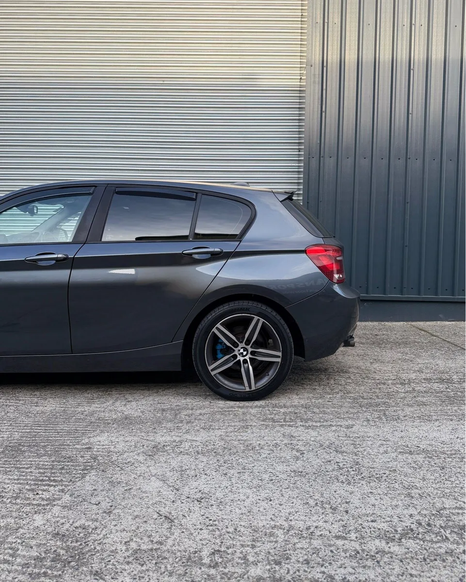 2012 BMW 116D - 1-Series - Sport - Manual - Image 6